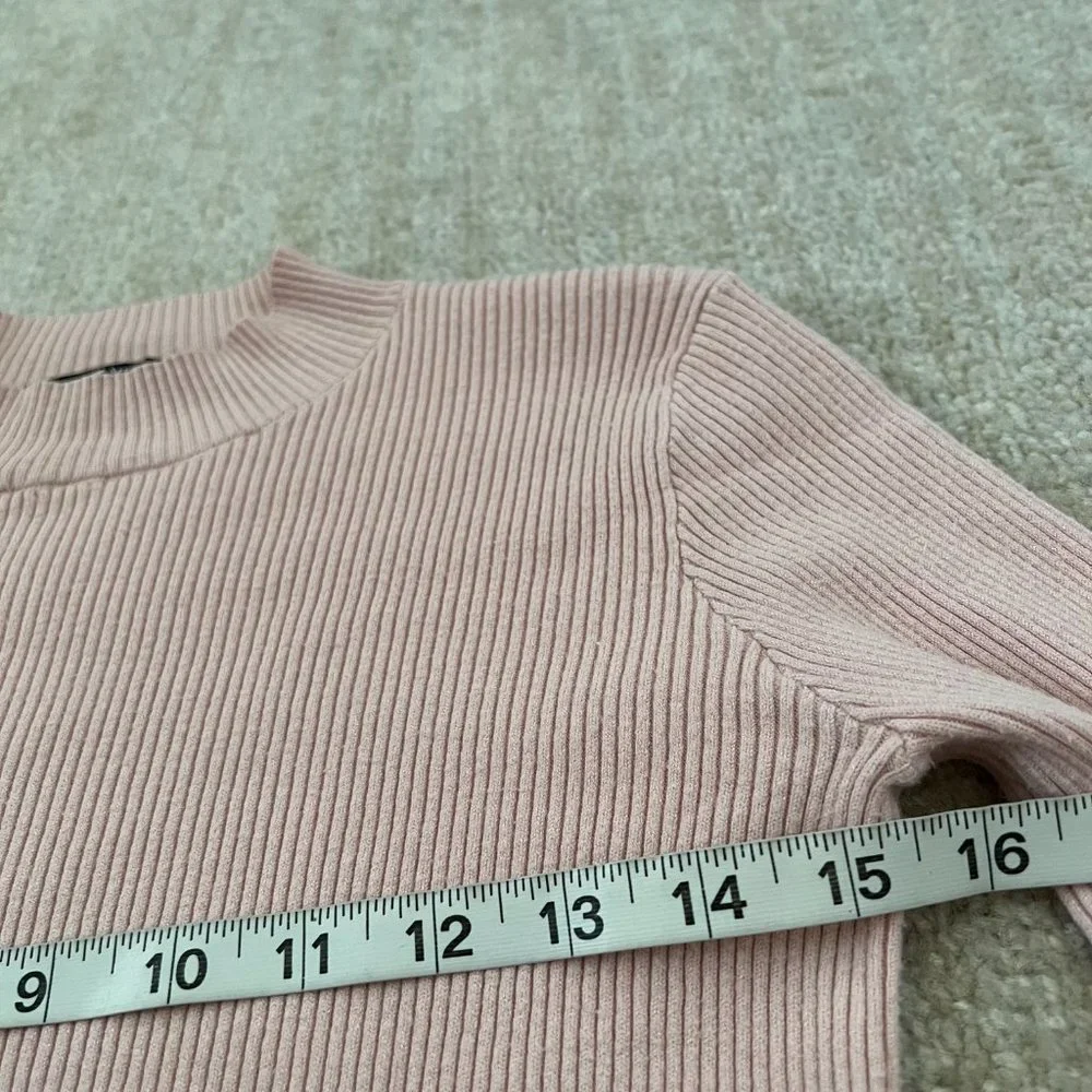 Brandy Melville Cropped Pink Mockneck Sweater - Picture 6 of 9